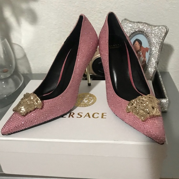 pink versace pumps